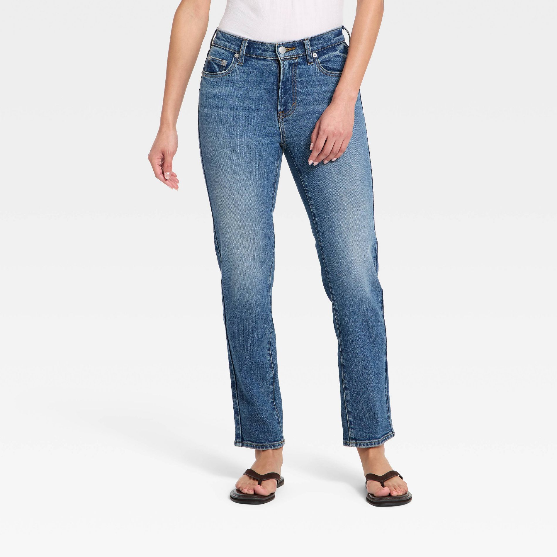 Women's 80's Slim Mid-Rise Ankle Length Pant - Universal Thread™