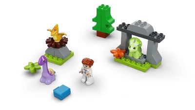 LEGO DUPLO Jurassic World Dinosaur Nursery Toys 10938 - Featuring Baby  Triceratops Figure, Dino Learning Toy for Toddlers, Large Bricks Set, Great