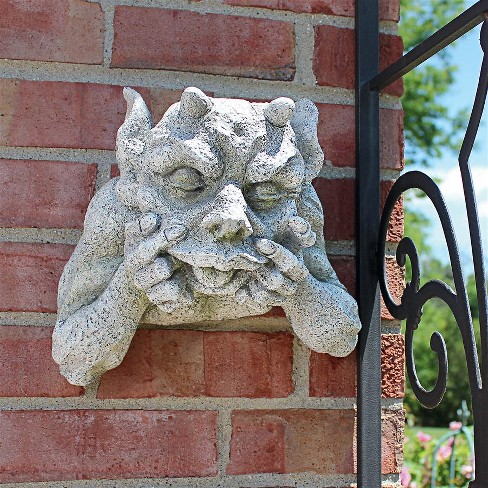 Design Toscano Gnash The Grotesque Gargoyle Wall Sculpture