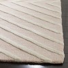 Safavieh Kids Pattern SFK920 Hand Tufted Indoor Rugs - Safavieh - 3 of 4