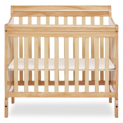 Aden 4 in 1 convertible store mini crib