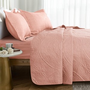 3 Piece Quilt Bedding Set Coverlet With Shams Floral Pattern Bedspread Set Bedding Set for All Seasons - Cotton Passion - 1 of 4