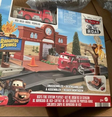 Disney cars 3 service station deals