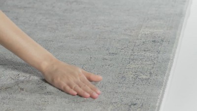 Elysian Light Blue Hand-Knotted Viscose 8' x 10' Area Rug