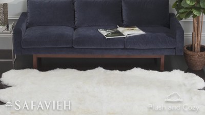 Natural White Hand-Knotted Sheepskin Square Accent Rug