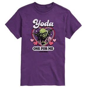 Men's - Star Wars - Valentine Yoda One For Me Short Sleeve Graphic T-Shirt - 1 of 4