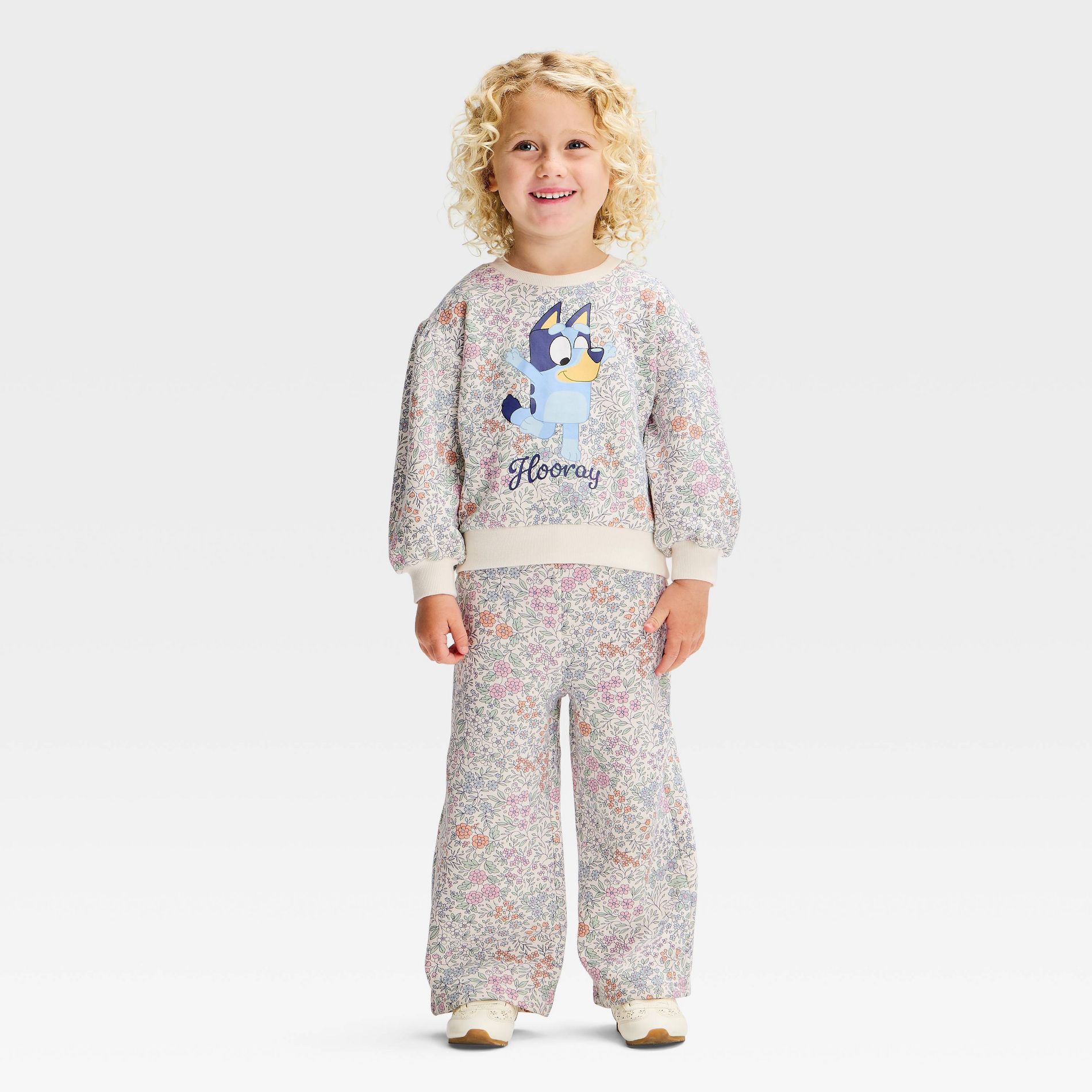 Toddler Girls' 2pc Bluey Floral Fleece Sweatshirt and Pants Set - Ivory