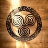 Slickblue Celtic Metal Wall Art – 12" Round Hanging Decor in 8 Irish Designs & 4 Finish Options for Home - 4 of 4
