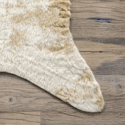 EcoChic Off-White Faux Cowhide 5' x 7' Easy-Care Area Rug