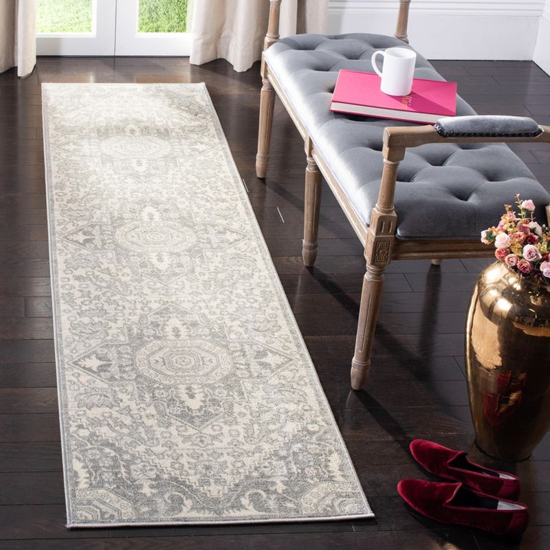 Brentwood BNT816 Power Loomed Area Rug  - Safavieh, 2 of 5
