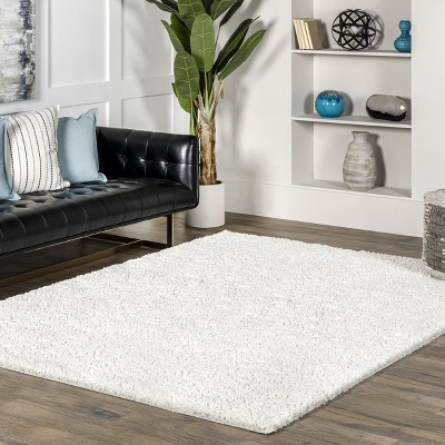 Cozy White Synthetic 8' x 10' Handmade Tufted Shag Rug
