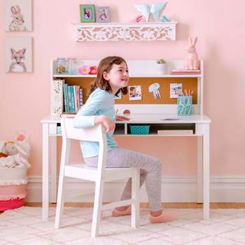 Mind Reader Kids' Lap Desk, Freestanding Portable Table with Side Pockets  for Coloring Books, Tablets, Toys, Reading, Snacks, Plastic. Blue 