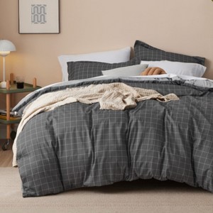 3 Pieces Reversible Striped Duvet Cover Set with Zipper Closure Bedding Set with 8 Corner Ties - 1 of 4