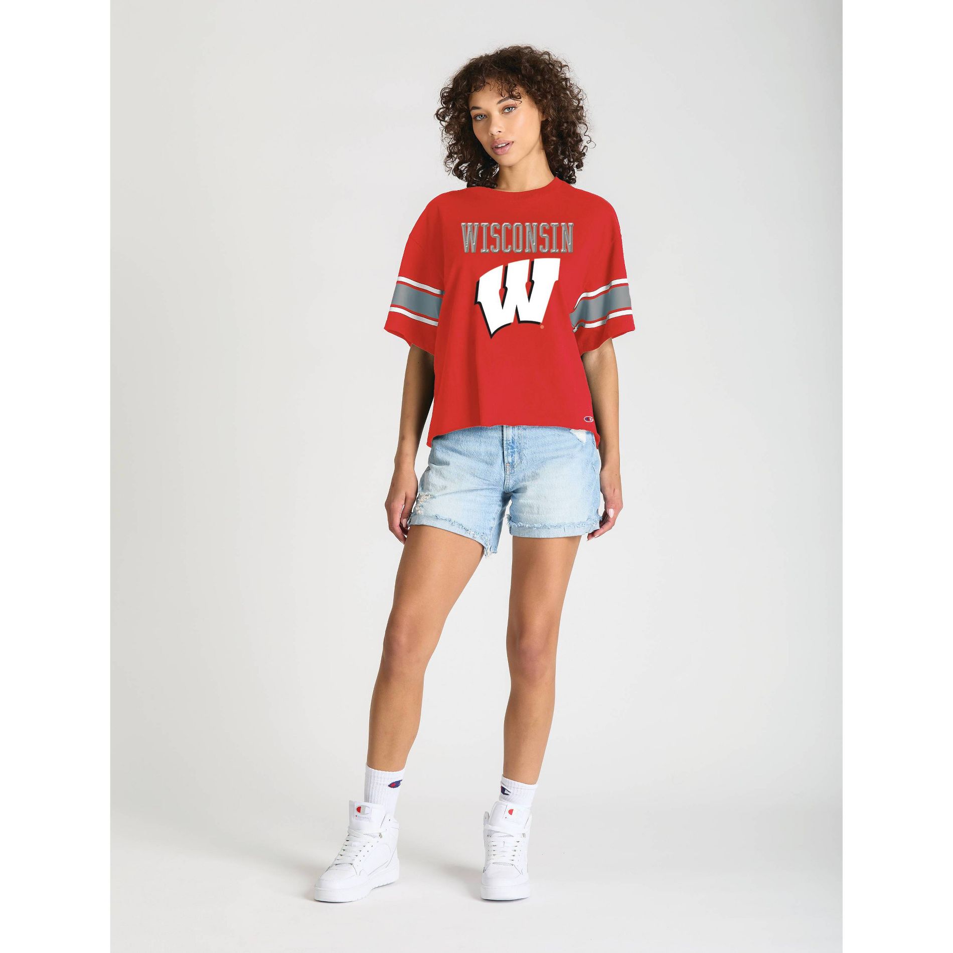 NCAA Wisconsin Badgers Women's Champion Sequin Print T-Shirt - S
