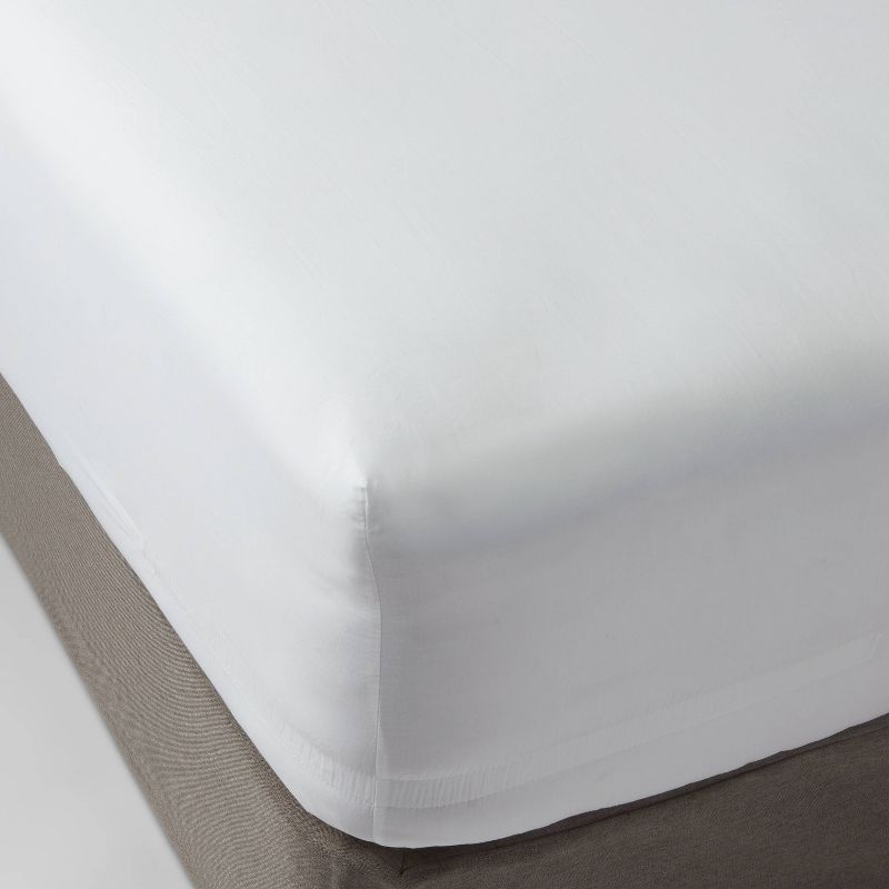 300 Thread Count Ultra Soft Fitted Sheet - Threshold&#153;, 3 of 11