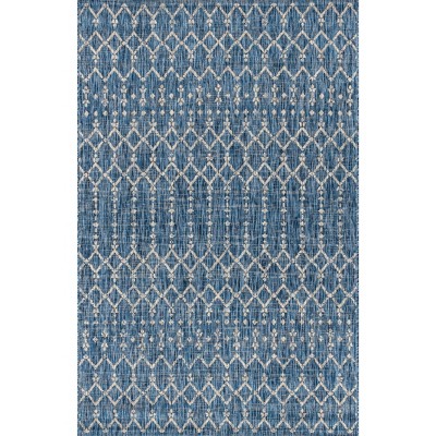 Navy and Light Gray Moroccan-Inspired Geometric 4' x 6' Synthetic Area Rug