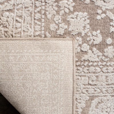 Elegant Floral Medallion 6' x 9' Beige and Cream Area Rug