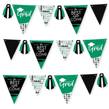 Big Dot of Happiness 30 Piece Green Graduation Party Pennant Triangle Banner