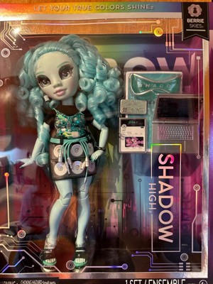 Berrie Skies - Shadow High - Rainbow High doll