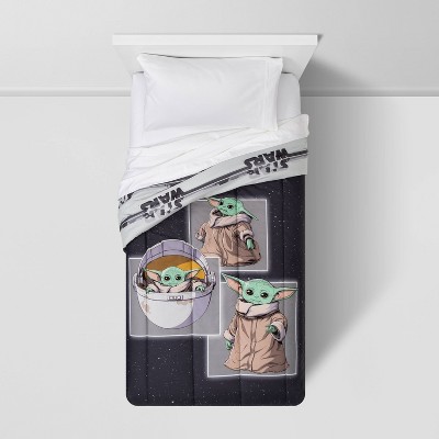 Twin Star Wars: The Mandalorian The Child Reversible Kids&#39; Comforter