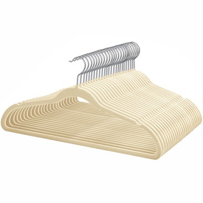 HOUSE DAY 17.5 Inch Silver Hook Velvet Hangers