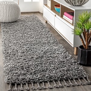 Merida Stacked Grid Shag Area Rug - JONATHAN Y - 1 of 4