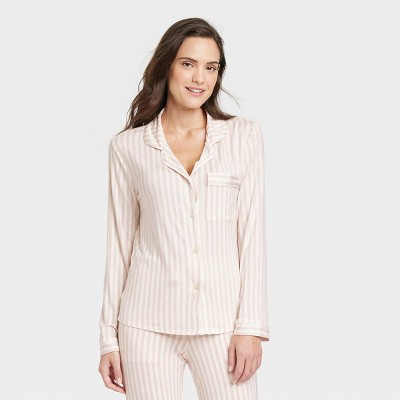 Image of Women's Beautifully Soft Long Sleeve Notch Collar Top and Pants Pajama Set - Stars Above™ Light Pink S