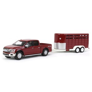 Greenlight Collectibles 1/64 2019 Ford F-150 XLT with Livestock Trailer, Hitch & Tow Series 27, 32270-D - 1 of 4