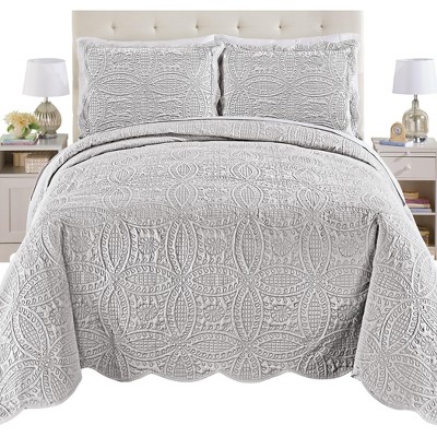 Collections Etc Bridget Textured Ring Design Oversized Scalloped Edge Bedspread