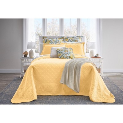 Queen Size Spice Floral Cotton Bedspread with Scalloped Edges