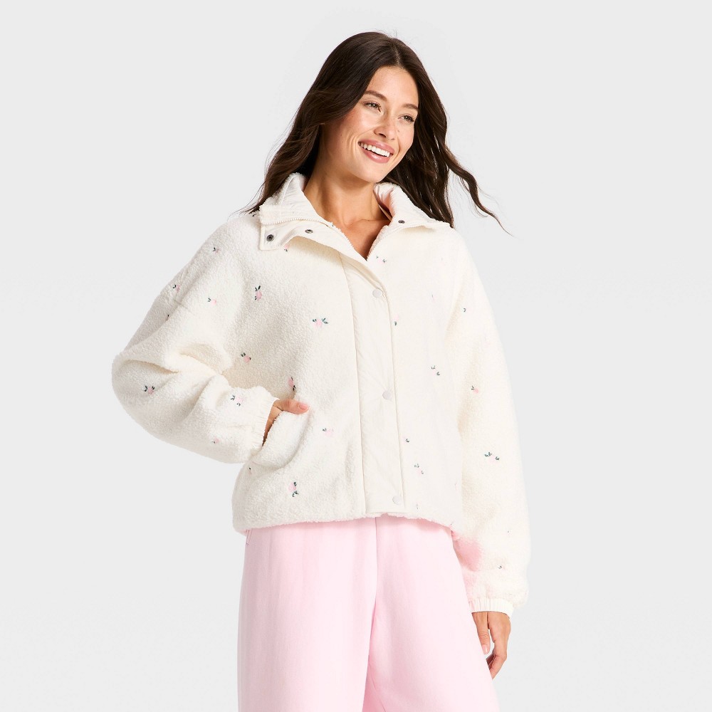 Women's High Pile Jacket - All In Motion™ Cream Floral XXL