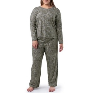 Fruit of the Loom Women's and Women's Plus Long Sleeve Pajama Set - 1 of 4
