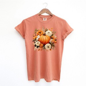 Simply Sage Market Women's Pumpkin Floral Arrangement Short Sleeve Garment Dyed Tee - 1 of 2