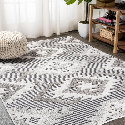 Modern Geometric Gray Synthetic 4'x6' Reversible Area Rug