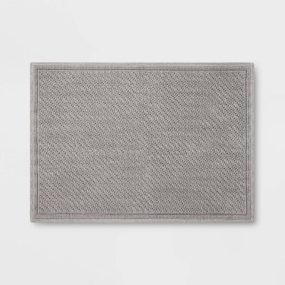 21"x30" Performance Solid Cotton Bath Mat Gray - Threshold™