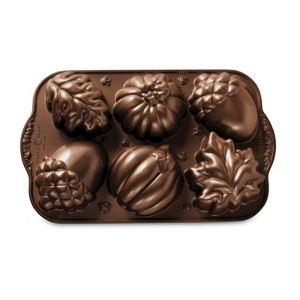 Nordic Ware Autumn Treats Pan - 1 of 4