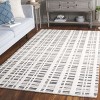 Fifth Avenue FTV651 Hand Loomed Indoor Rugs - Safavieh - 2 of 4