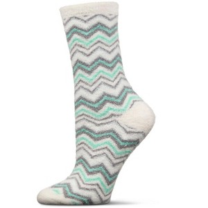 Memoi Women's Zig Zag Stripes Aloe Infused Crew Socks - 1 of 3