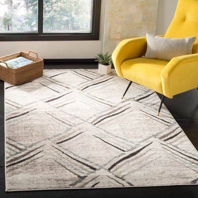 Geometric Diamonds Hand-Knotted Area Rug in Cream & Charcoal - 5'1" x 7'6"