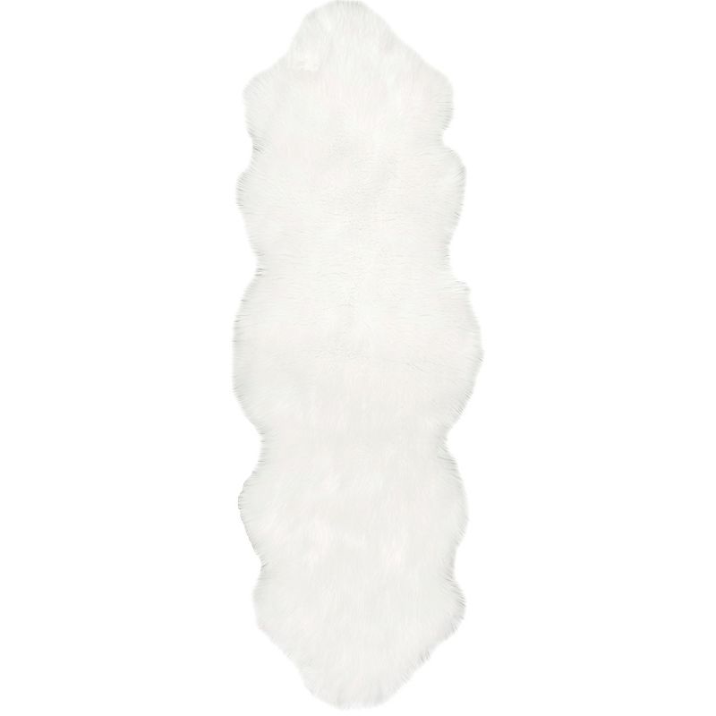 nuLOOM Terrell Solid Faux Sheepskin Area Rug, 1 of 8