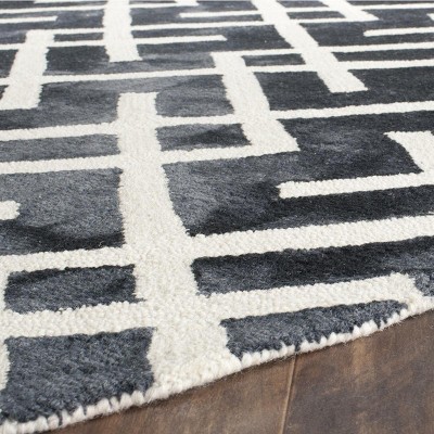 Graphite and Ivory Round Hand-Tufted Wool Rug