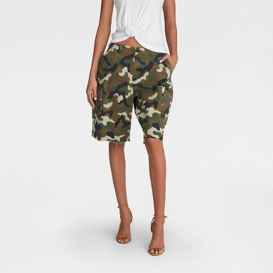 KBB by KAHLANA Women's Mid-Rise 'The Cargo Shorts' - Green Camo XS