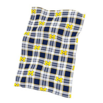NCAA Michigan Wolverines Classic Throw Blanket - XL
