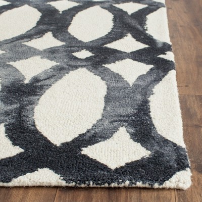 Ivory Graphite Floral Hand-Tufted Wool Round Rug