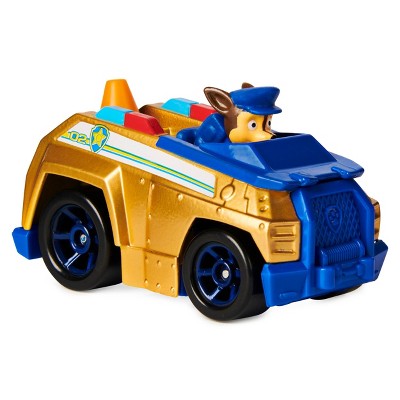 child stacking blocks