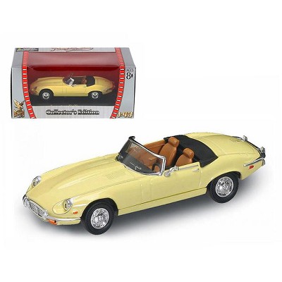 1971 Jaguar E Type Convertible Yellow 1/43 Diecast Model Car by Road Signature