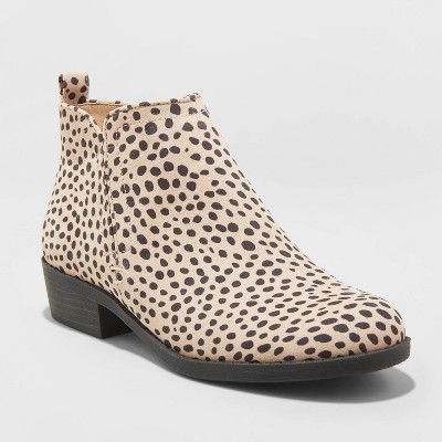 wide width leopard booties