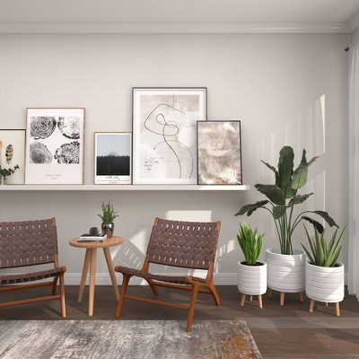 Set of 3 White Fiber Clay Etched Planters with Wooden Tripod Stand