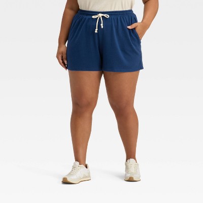 Women's Leisure Studio Mid-Rise Pull-On Shorts - Universal Thread™
