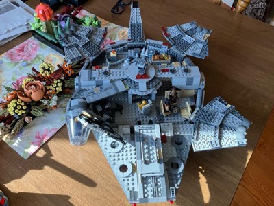 Lego Star Wars: The Rise of Skywalker Millennium Falcon 75257